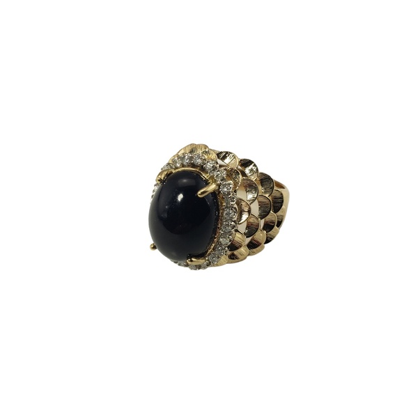Vintage 14 Karat Yellow Gold Onyx and Diamond Ring Size 7.5 #13316 - Picture 2 of 7